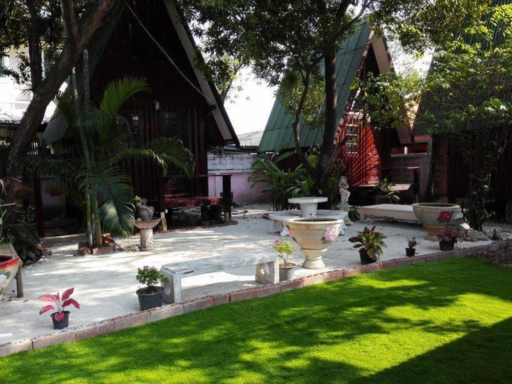 Bnr Resorts Bangkok Exterior foto